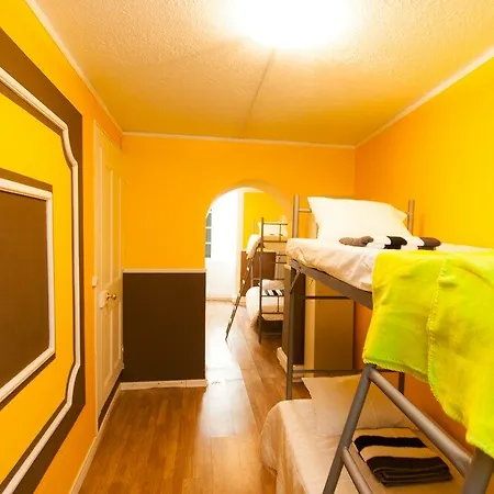 Funchal109 Hostel 푼샬